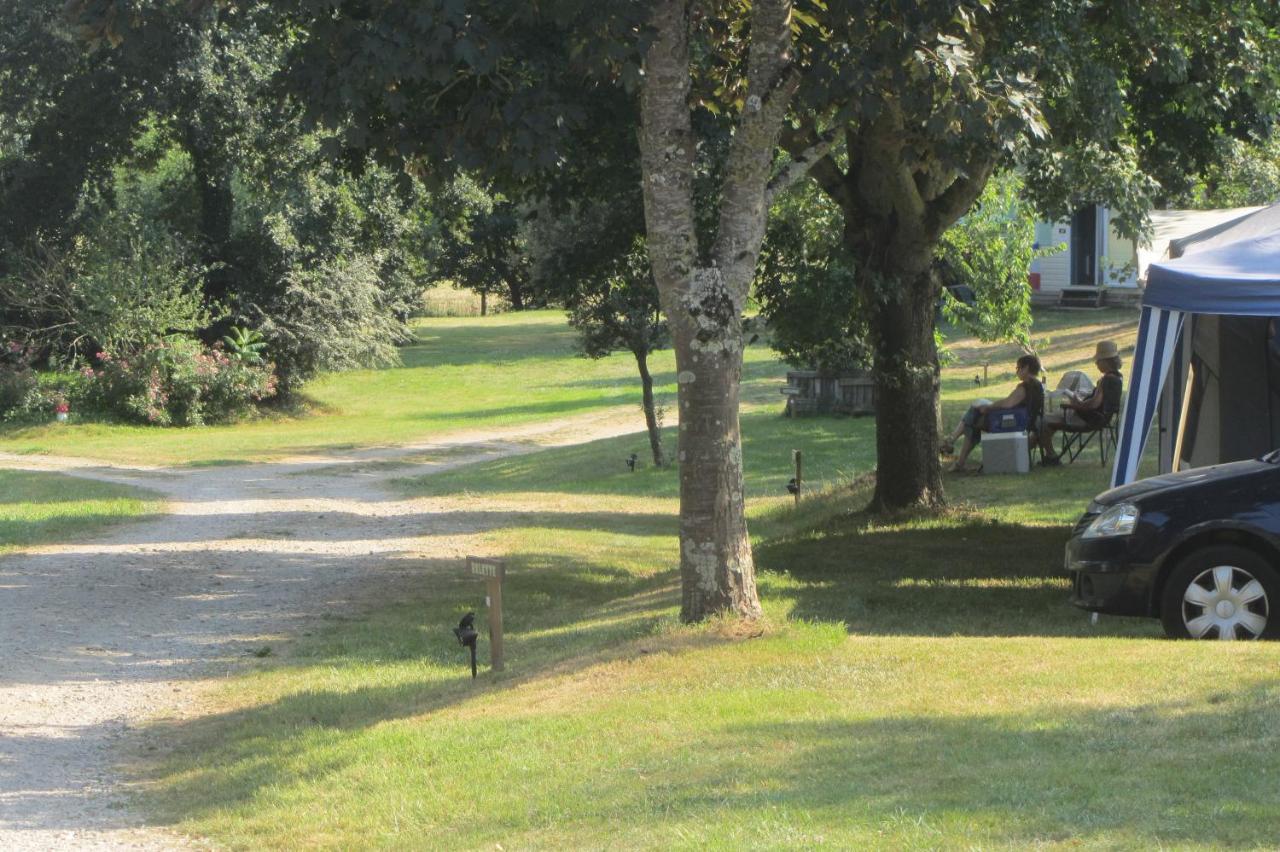 Camping La Bergerie Hotel La Chapelle-Achard Eksteriør billede